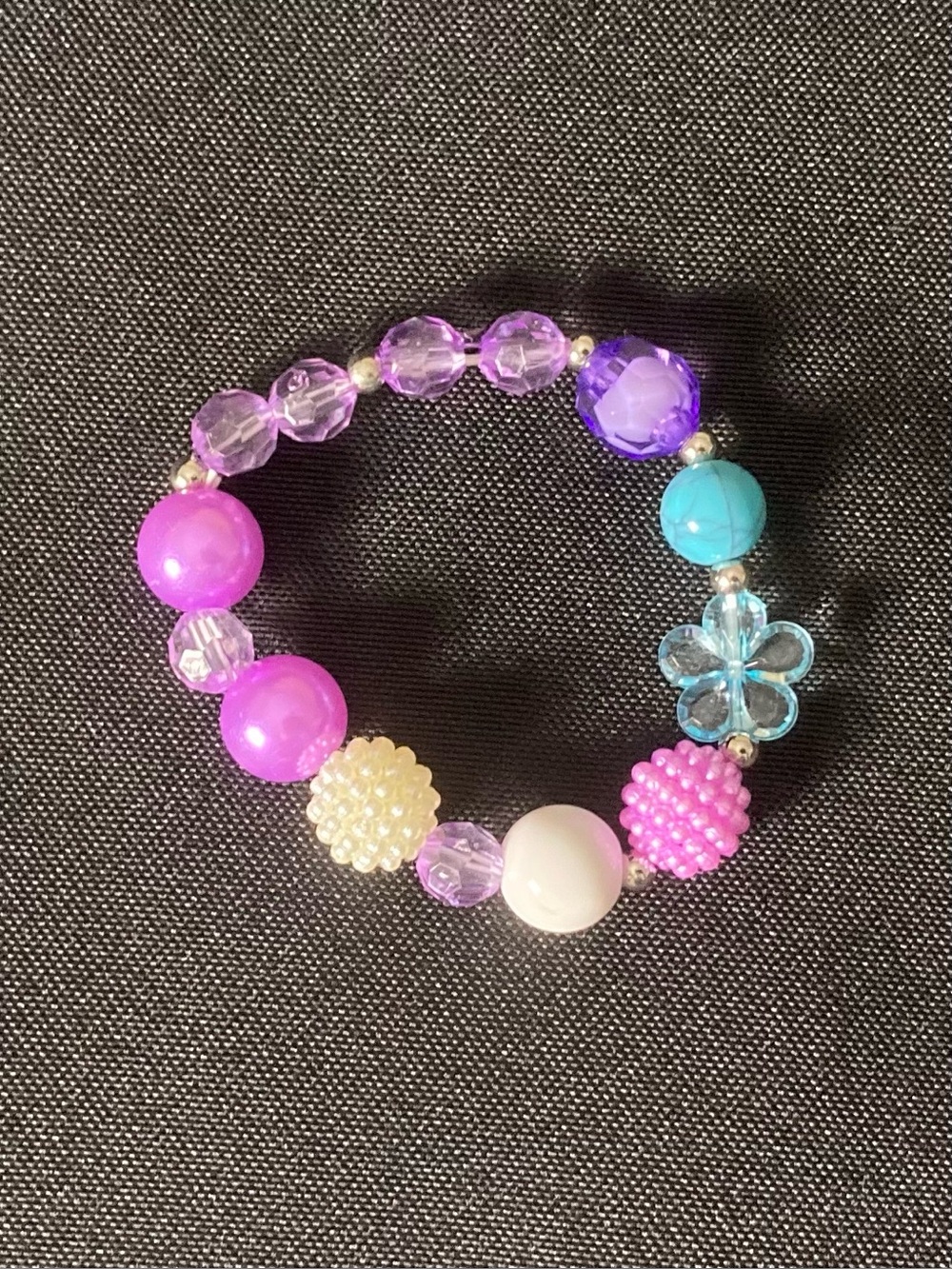 ⭐️ Beaded Plastic Little Girl’s Flower Bracelet